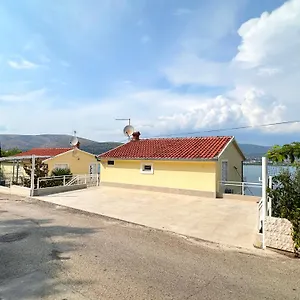 Antonio Apartament